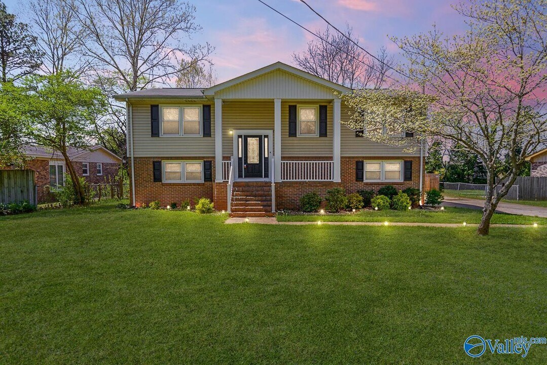 12122 Chicamauga Trail SE in Huntsville, AL - Building Photo