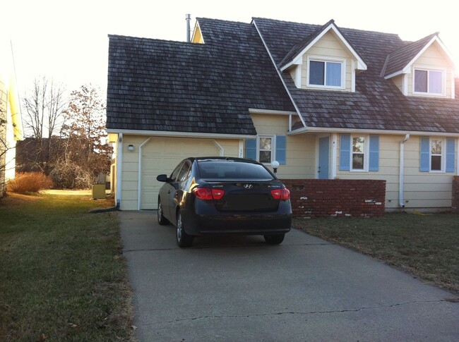 property at 3725-3727 Westland Pl