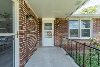 282 Southburn Dr in Hendersonville, TN - Building Photo - Building Photo