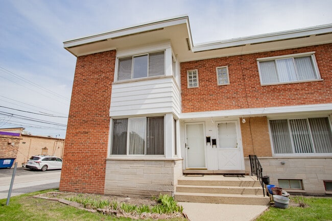 property at 4852 Carol St