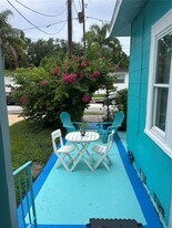 914 8th St N in St. Petersburg, FL - Building Photo