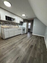 6 Apple St in Lynn, MA - Foto de edificio - Building Photo