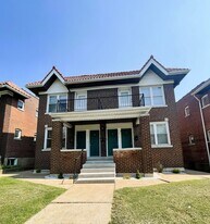 4919-4921-4921 Lindenwood Ave in St. Louis, MO - Building Photo