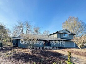 3698 NW Oleander Pl in Corvallis, OR - Building Photo