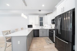 197 Lincoln St in Jersey City, NJ - Building Photo - Building Photo