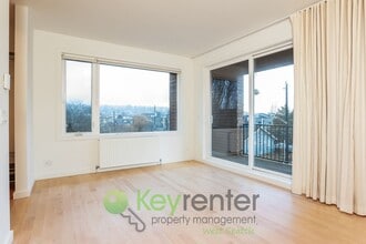 1154 NW 58th St in Seattle, WA - Building Photo - Building Photo