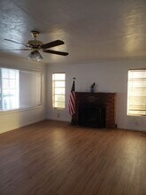 417 S Powers Ave in Manteca, CA - Building Photo - Building Photo