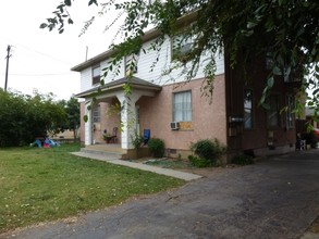 780 E 9th St in Pomona, CA - Building Photo - Building Photo