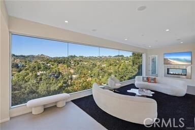 9716 Oak Pass Rd, Unit 1 in Beverly Hills, CA - Building Photo - Building Photo