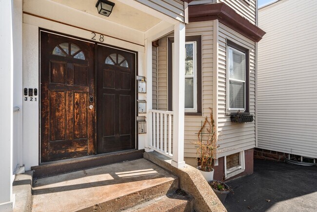 28 Wordsworth St in Boston, MA - Building Photo - Building Photo