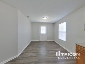 2604 Woodfield Blvd in Franklin, IN - Building Photo - Building Photo