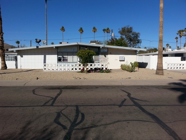 6632-& 6638 E Earll Dr in Scottsdale, AZ - Building Photo - Building Photo