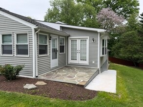 1621 Oaklawn Ct in Silver Spring, MD - Building Photo - Building Photo