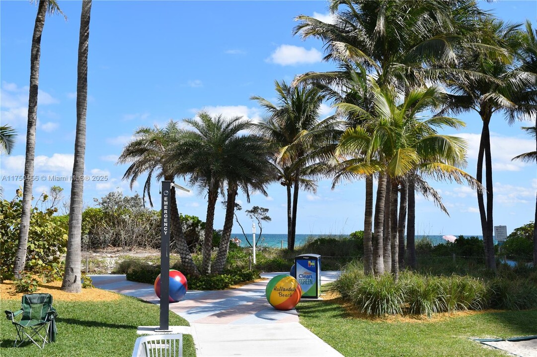 1849 S Ocean Dr in Hallandale Beach, FL - Building Photo