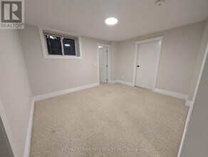 837 Glenrush St in Oshawa, ON - Building Photo - Building Photo