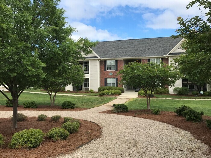 89 Gallery Dr in Spring Lake, NC - Building Photo