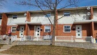 770 Rosedale Ave in Sarnia, ON - Building Photo