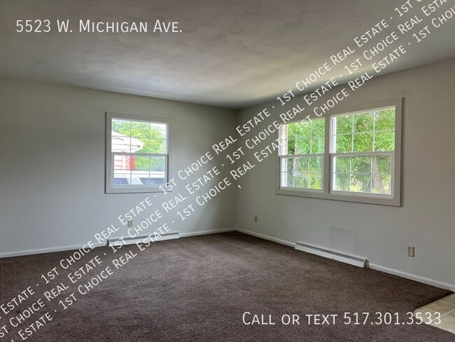 5523 W Michigan Ave in Lansing, MI - Building Photo - Building Photo