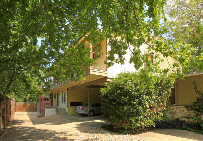 Joe Sayers Avenue 5-Plex in Austin, TX - Building Photo - Building Photo