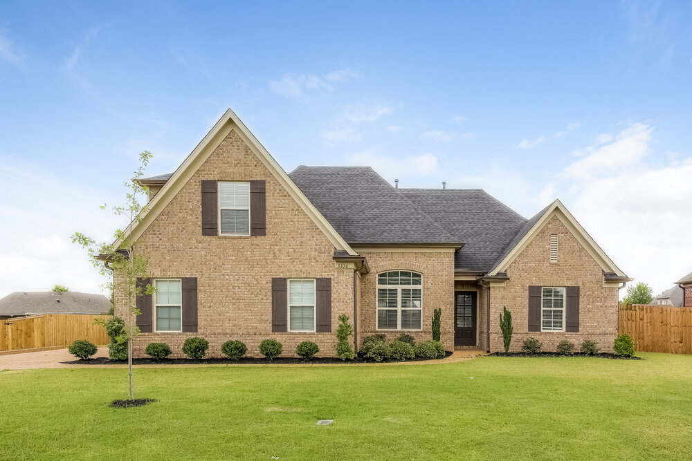 8106 Caitlin Dr in Olive Branch, MS - Building Photo