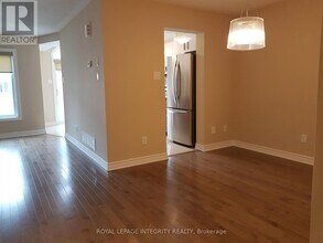 348 Tourmaline Cres in Ottawa, ON - Building Photo - Building Photo