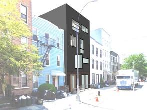 Haus in Brooklyn, NY - Building Photo - Building Photo