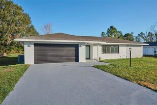 2310 Laguna Dr in Indian Lake Estates, FL - Building Photo
