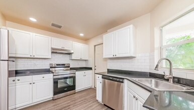 4219 Martin Luther King Ave E in Bradenton, FL - Building Photo - Building Photo