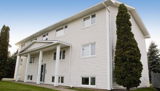 Kendra Street Apartments in Moncton, NB - Building Photo - Building Photo