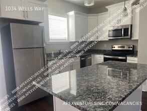 1034 Wells Way in Spring Hill, TN - Building Photo - Building Photo