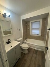 5159 Charles St in Maple Heights, OH - Building Photo - Building Photo