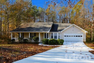 25 Dove Point Cir in Covington, GA - Building Photo