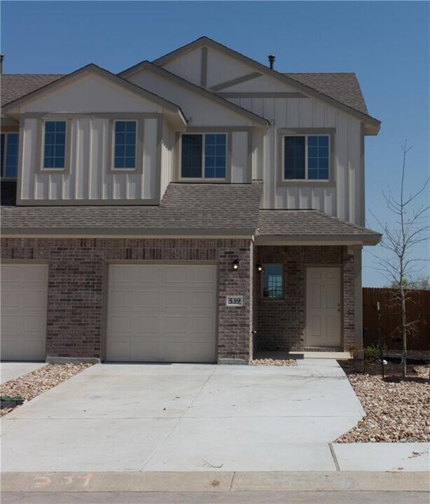 320 Alamar Knot Way in Georgetown, TX - Building Photo