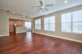 2106 Merrifield Ln in Tallahassee, FL - Building Photo - Building Photo