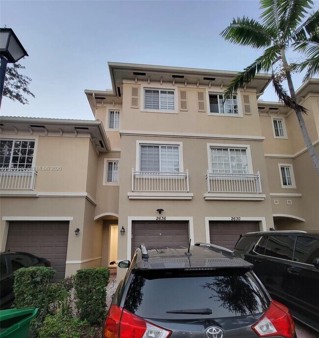 2636 SW 81st Terrace in Miramar, FL - Building Photo - Building Photo