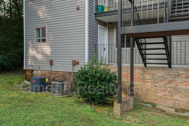 1700 14th Ave E in Jasper, AL - Building Photo - Building Photo