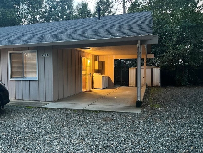 1275 Martin Dr in Auburn, CA - Building Photo - Building Photo