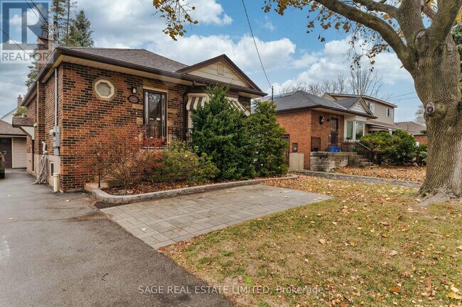 146 E 34th St in Hamilton, ON - Building Photo - Building Photo