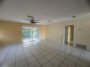 9264 Great Sound Dr in Orlando, FL - Building Photo - Building Photo