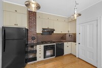 7 Allston St, Unit 1 in Boston, MA - Building Photo - Building Photo