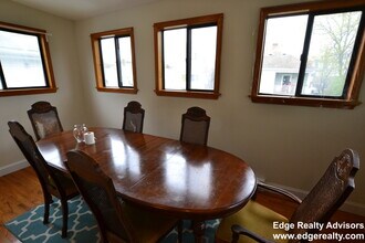 46 Newcastle Rd, Unit 1 in Boston, MA - Foto de edificio - Building Photo