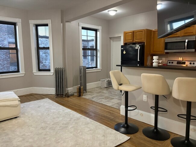 1066 Commonwealth Ave