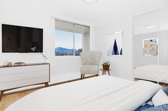 1465 W 12th Ave in Vancouver, BC - Building Photo - Building Photo