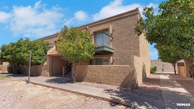 property at 1224 E Evergreen St