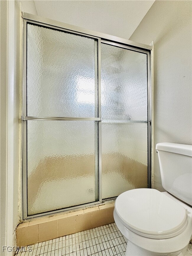 property at 3619 SE 9th Pl