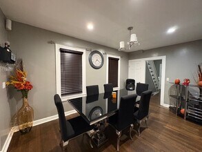 276 Seaview Ave in Bridgeport, CT - Building Photo - Building Photo