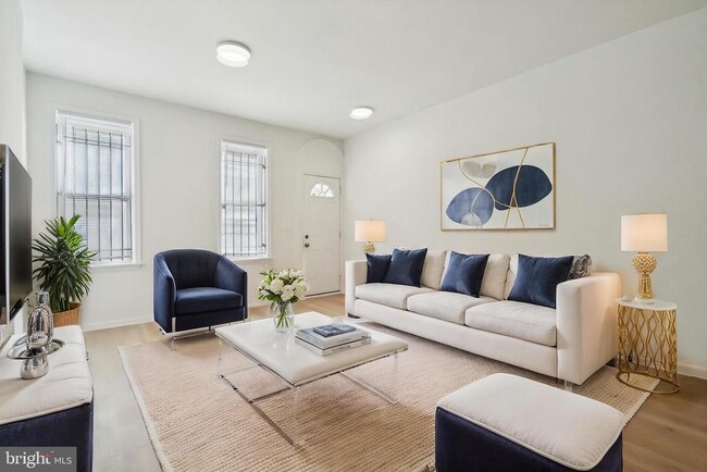 property at 1736 N Gratz St