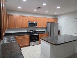 2498 Addison Creek Dr in Kissimmee, FL - Building Photo - Building Photo