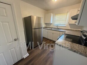 909 E Liberty St in Norfolk, VA - Building Photo - Building Photo