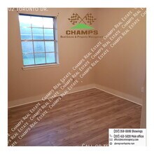 402 Toronto Dr in Lafayette, LA - Building Photo - Building Photo